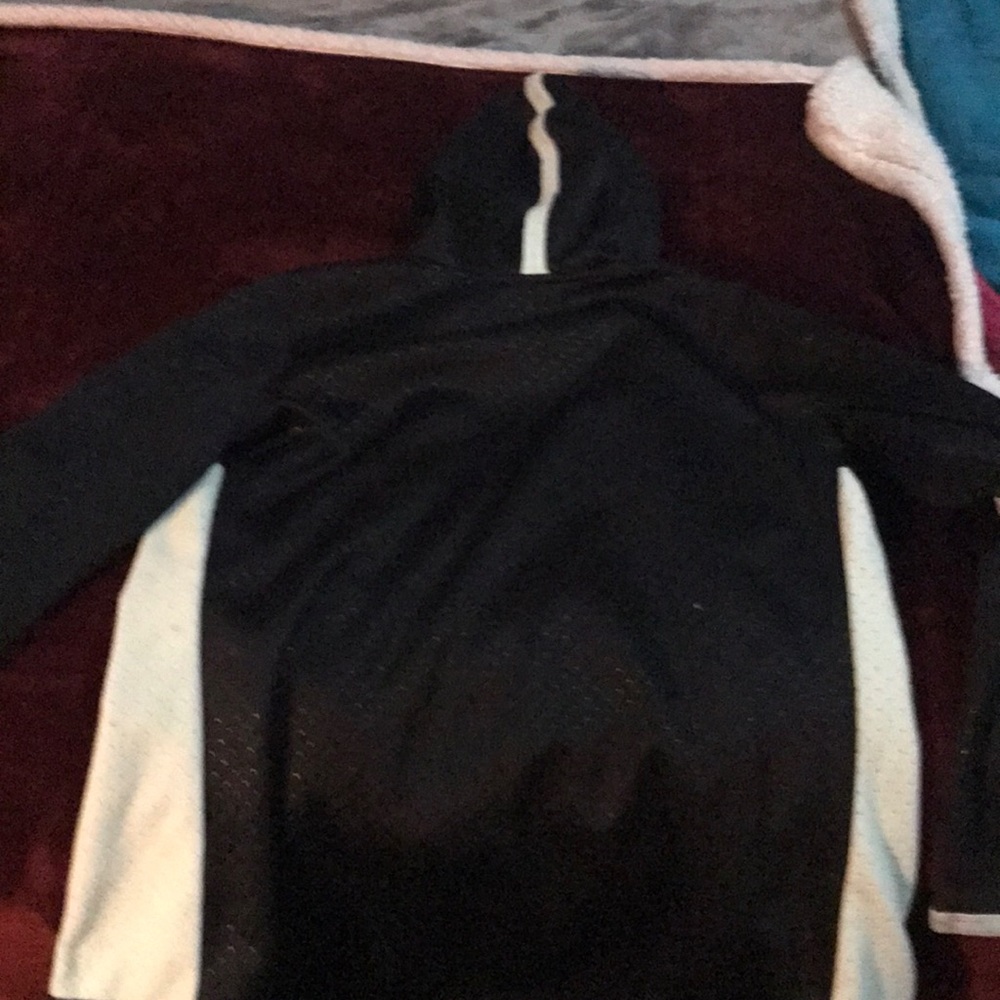 Nice lightweight jacket - Picture 5 of 5